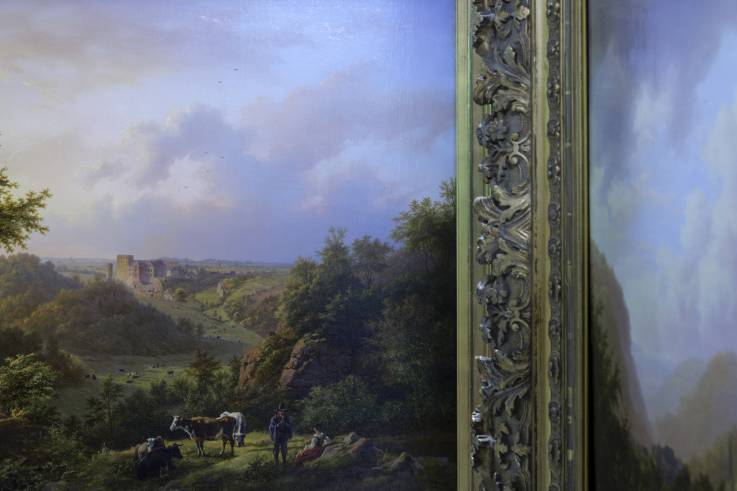 Le ciel est traité de manière couvrante alors qu’au niveau de la végétation, l’artiste joue avec les transparences.