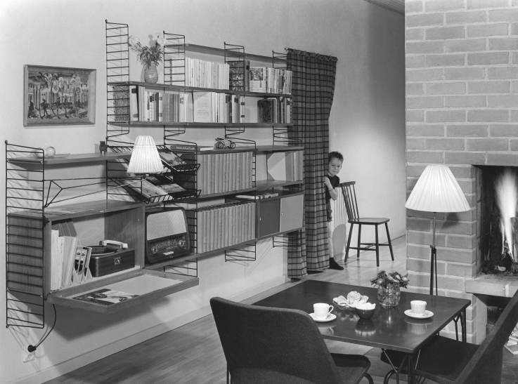 Werbekampagne für String-Regale aus den 50er Jahren